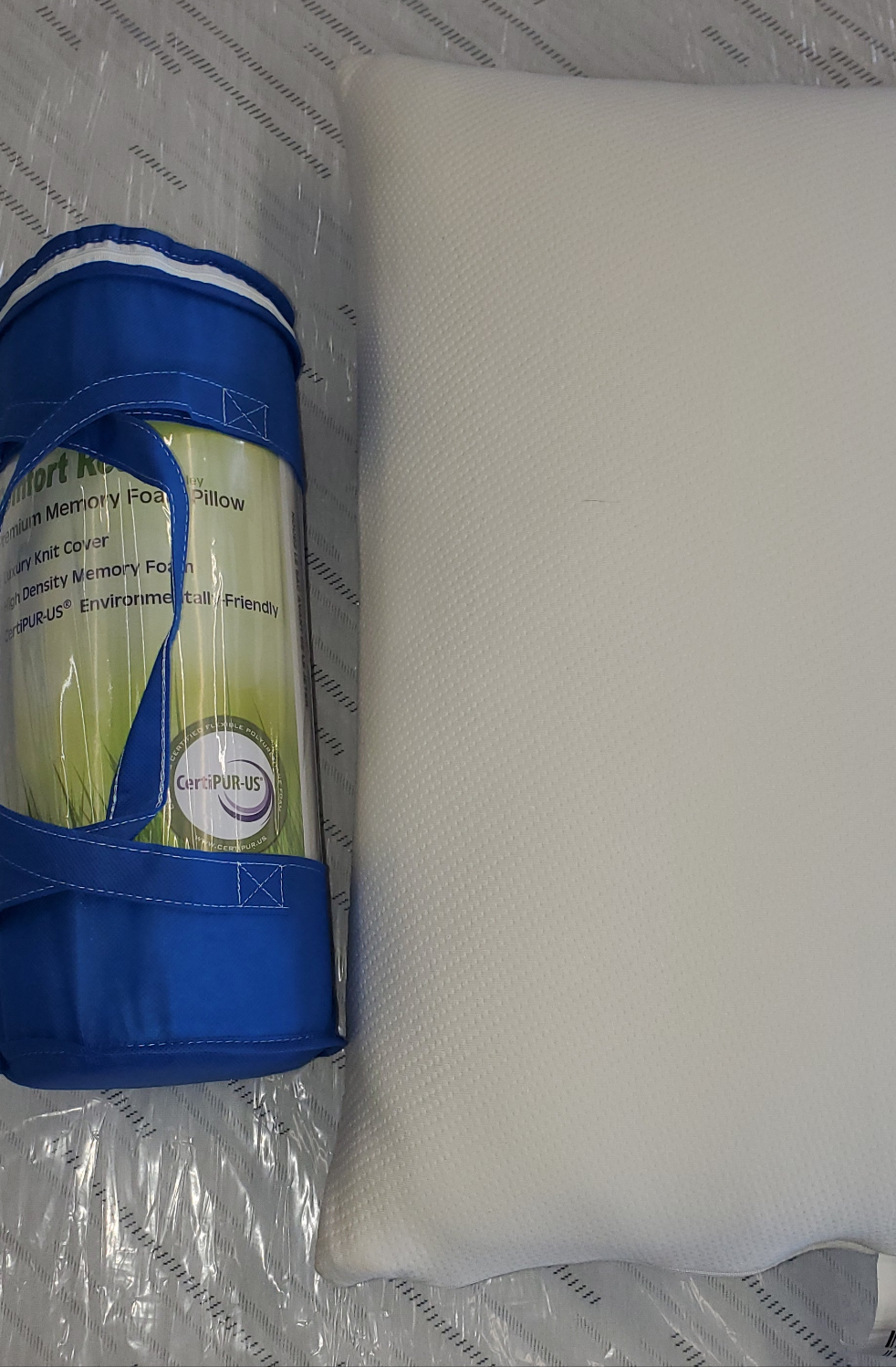 Comfort rest memory foam pillow