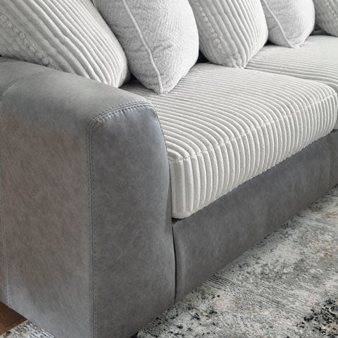 The Clairette Court Collection 6