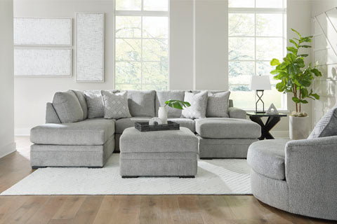 The  Casselbury Collection
