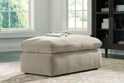 The Maxton Heights Collection