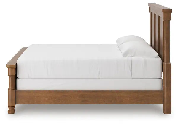Taking a laid-back approach to casual traditional design, this artfully crafted king poster bed features a handsomely hefty yet fashionably proportioned silhouette. Its rich medium brown wood tone exudes a comfy, timeless appeal that's sure to carry you away to a dreamy time and place. This easy-to-love look makes just the right statement.

hillsmattressmore.com