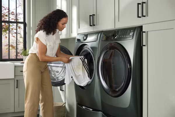 Electrolux Washer and dryer 7738 series Alpine Green