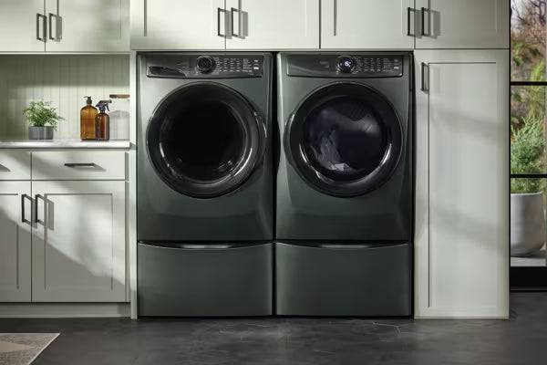 Electrolux Washer and dryer 7738 series Alpine Green