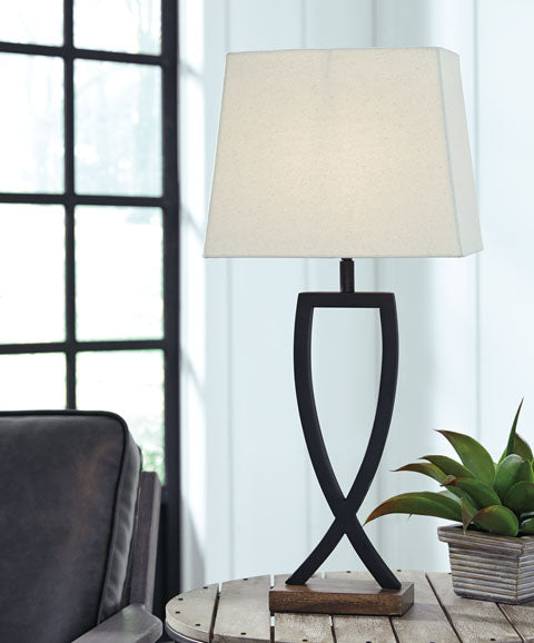 Makara Metal Table Lamp (2/CN) 2