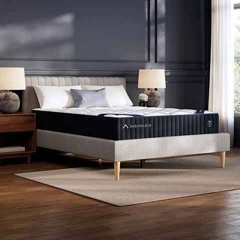 DreamCloud - Classic Hybrid Mattress 1