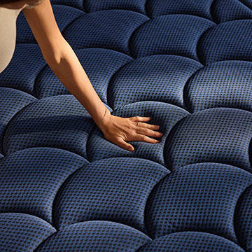 DreamCloud - Ultra Hybrid Mattress 4