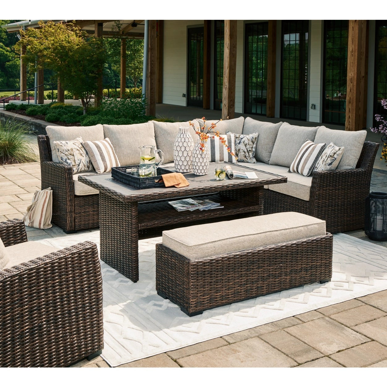 Brook Ranch Outdoor furniture