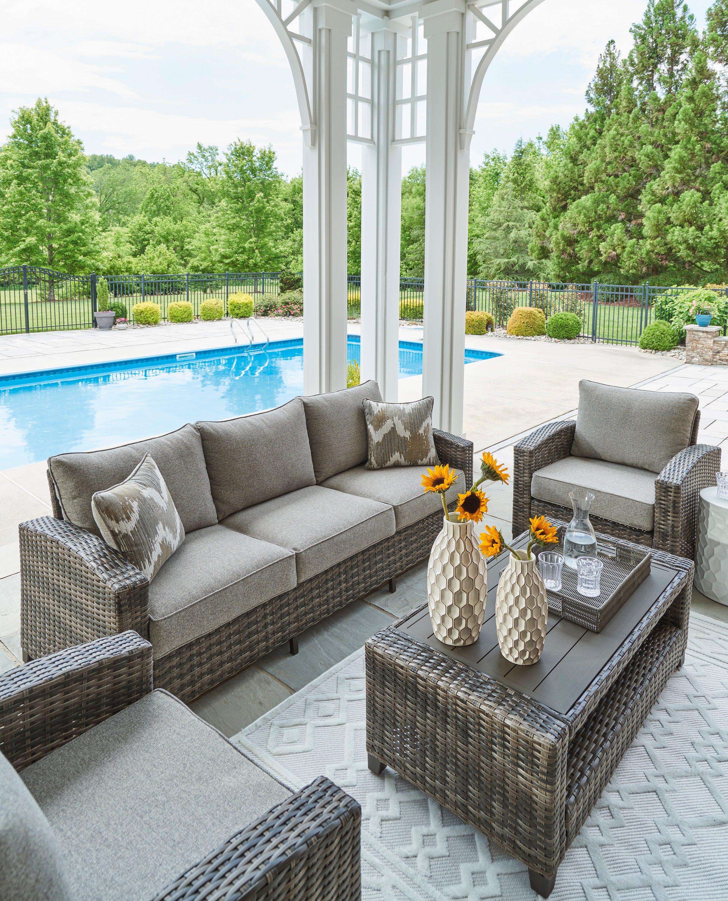 Oasis Outdoor Furniture 4
